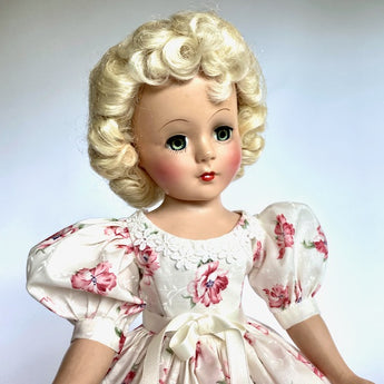 Gigi- Floral Lawn Cotton - Vintage Mary Hoyer